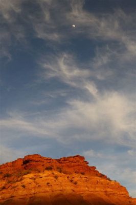 The Moon Over Red Cliffs! A Landscape Painting that Transcendently Captures Tranquility and Depth